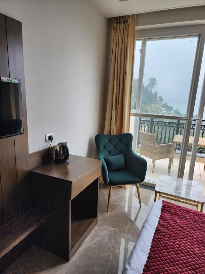 Luxe Resorts - Centrally Heated Air Conditioned Hotel In The Heart Of Kasauli Esterno foto