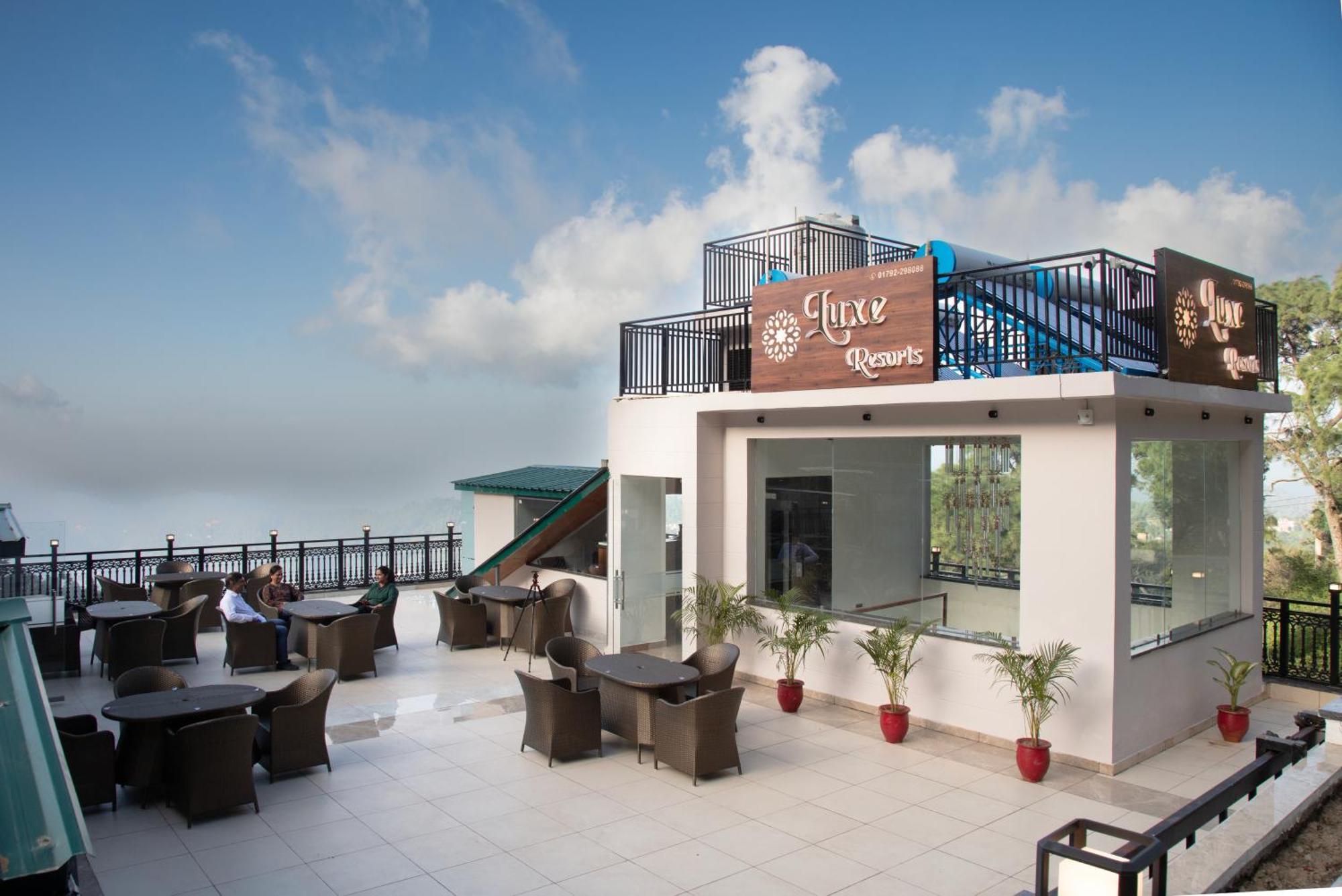 Luxe Resorts - Centrally Heated Air Conditioned Hotel In The Heart Of Kasauli Esterno foto